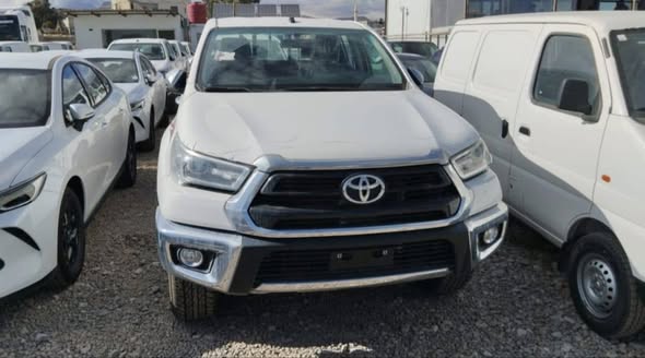 تيوتا هايلكس 2025 - صورة 4