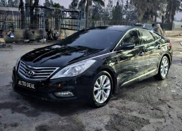 هيونداي أزيرا 2012 - صورة 2