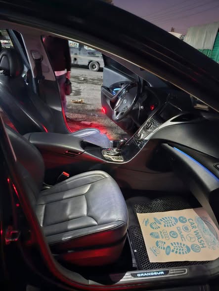 هيونداي أزيرا 2012 - صورة 3