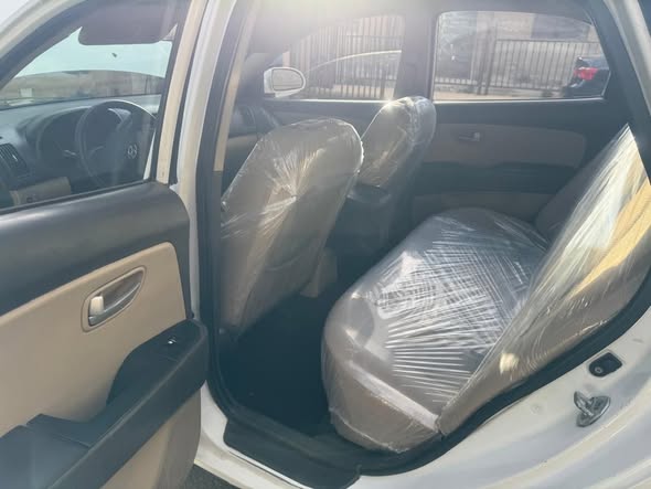 هيونداي افانتي 2009 - صورة 4