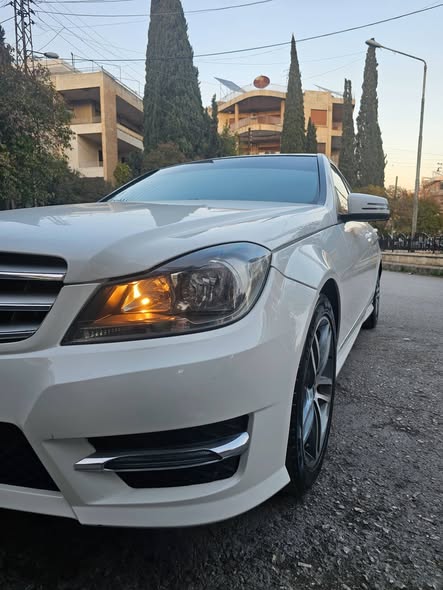 مرسيدس C250 2014 - صورة 5