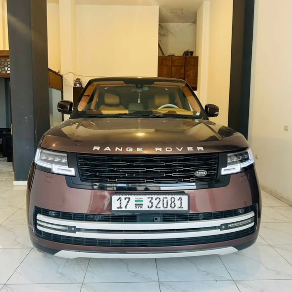 رنج روفر فوك 2024 - صورة 2