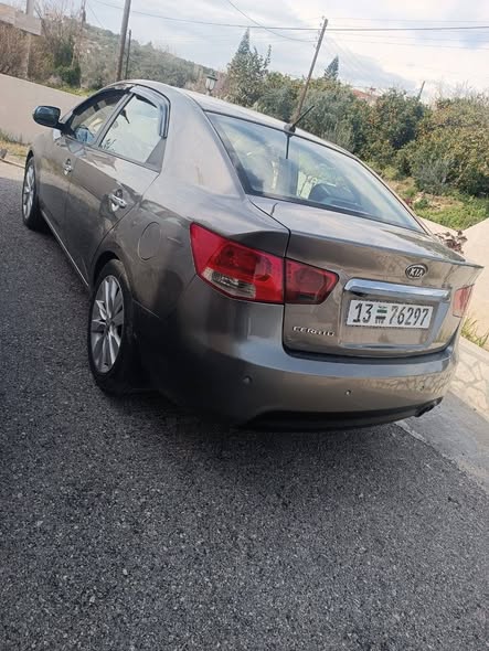 كيا سيراتو 2011 - صورة 3