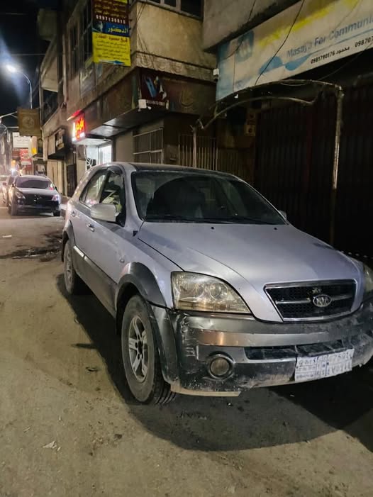 كيا سورينتو 2004