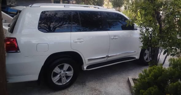 تويوتا لاند كروزر 2010 - صورة 2