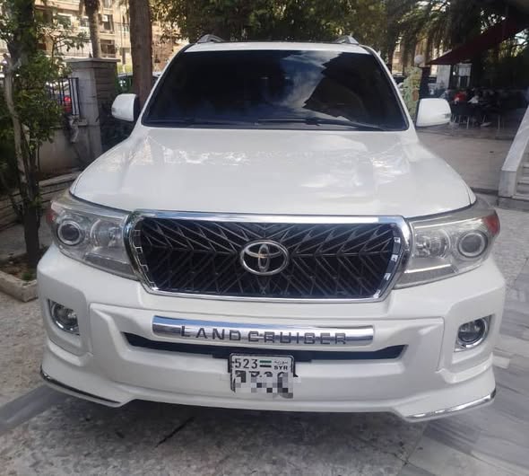 تويوتا لاند كروزر 2010 - صورة 4