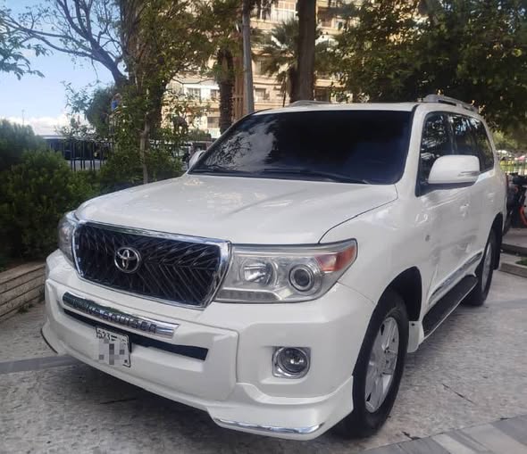 تويوتا لاند كروزر 2010 - صورة 5