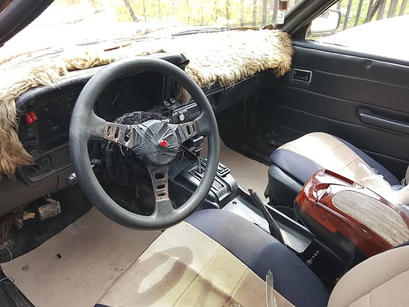 أوبل اسكونا 1983 - صورة 4