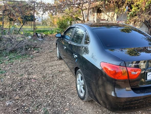 هونداي افانتي 2008 - صورة 4