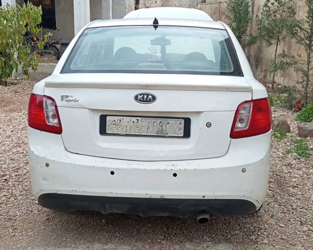 كيا ريو 2011