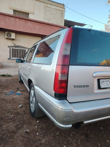فولفو V70 1998 - صورة 2