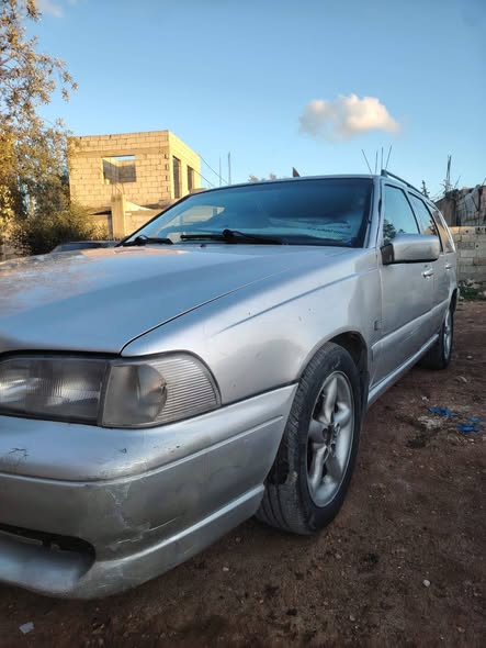 فولفو V70 1998 - صورة 4