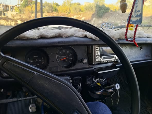 تويوتا كورولا 1974 - صورة 2