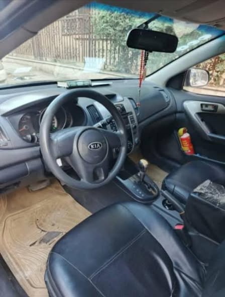 كيا فورتي 2009 - صورة 2