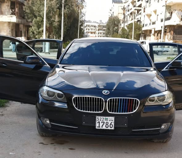 بي إم دبليو 528 2011 - صورة 2