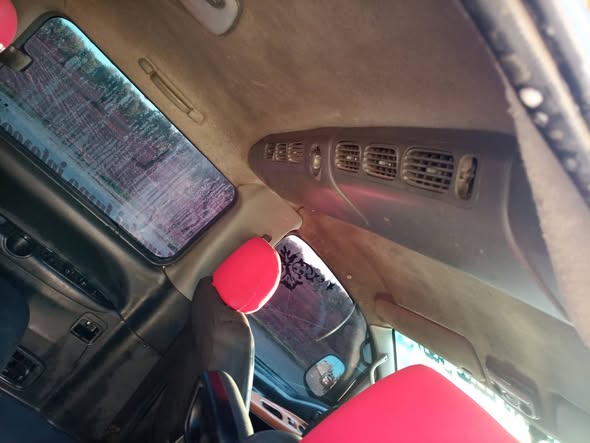 هيونداي ستاركس 2002 - صورة 3