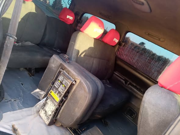 هيونداي ستاركس 2002 - صورة 4