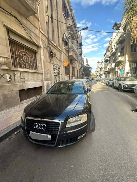 أودي A8 2006 - صورة 3