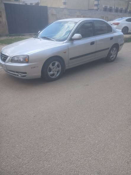 هيونداي افانتي 2006 - صورة 1