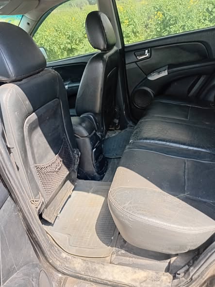 كيا سبورتاج 2006 - صورة 3