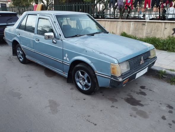 ميتسوبيشي لانسر 1983 - صورة 1