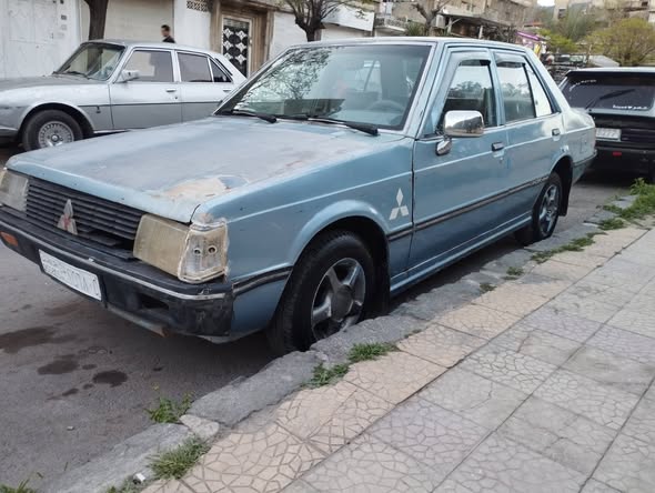 ميتسوبيشي لانسر 1983 - صورة 2