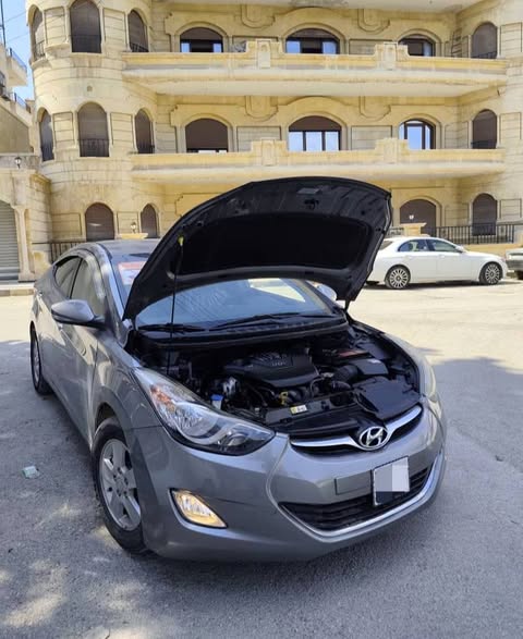 هيونداي إلنترا 2012 - صورة 3