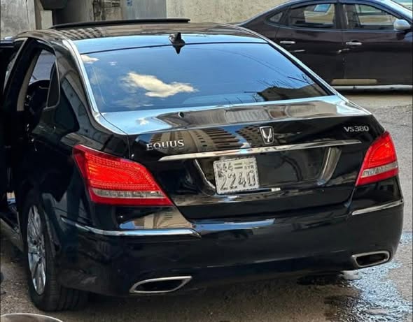 هيونداي ايكوس 2010 - صورة 3