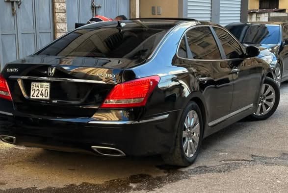 هيونداي ايكوس 2010 - صورة 4