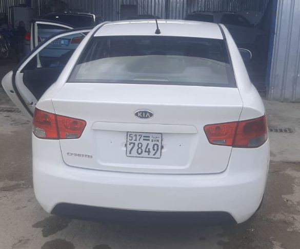 كيا سيراتو 2012