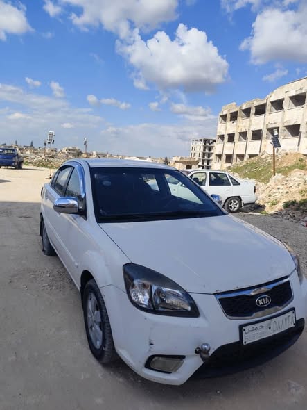 كيا ريو 2011 - صورة 2