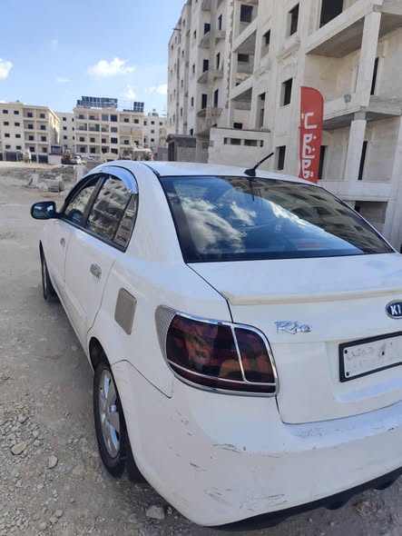 كيا ريو 2011 - صورة 3