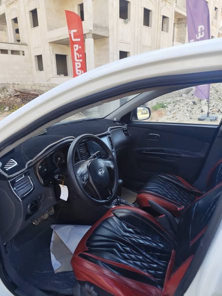 كيا ريو 2011 - صورة 5