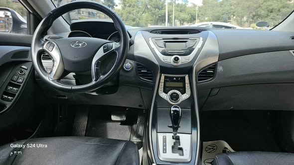 هيونداي إلنترا 2012 - صورة 4