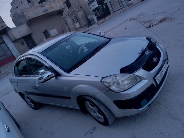 كيا ريو 2005 - صورة 1