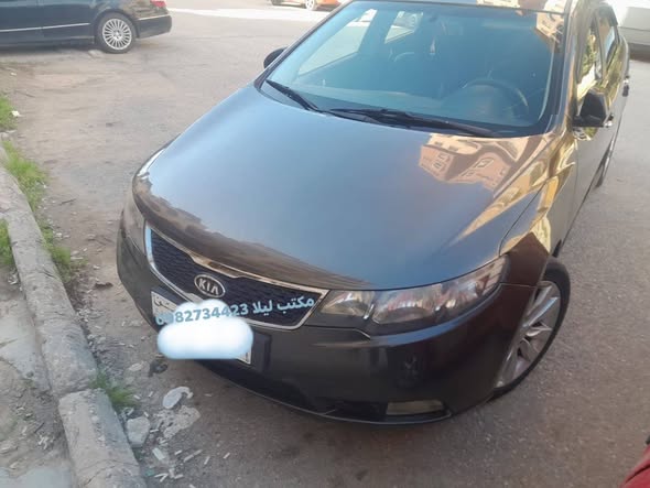 كيا فورتي 2012 - صورة 4