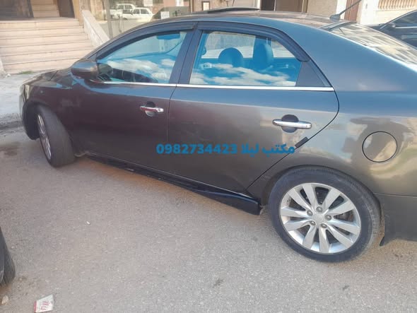 كيا فورتي 2012 - صورة 5