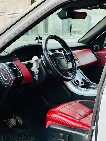 رنج روفر سبورت 2018 - صورة 4