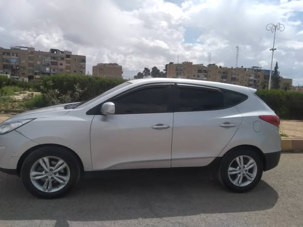 هيونداي توسان 2012 - صورة 2