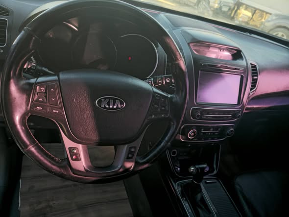 كيا سورينتو 2013 - صورة 5