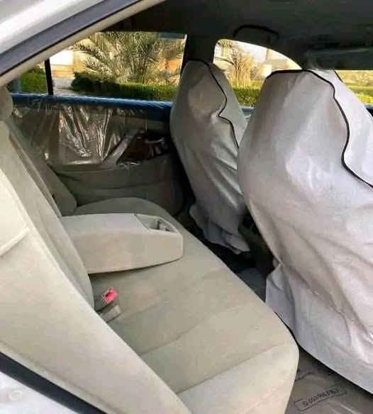 تويوتا كامري 2011 - صورة 2