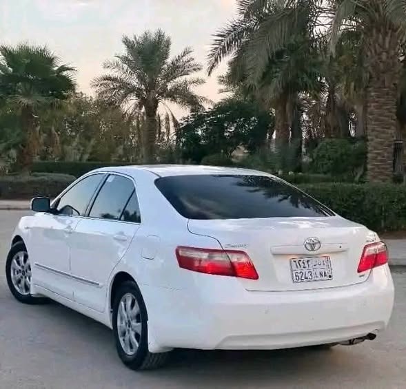 تويوتا كامري 2011 - صورة 4