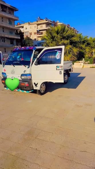 سوزوكي لابو 1999 - صورة 2