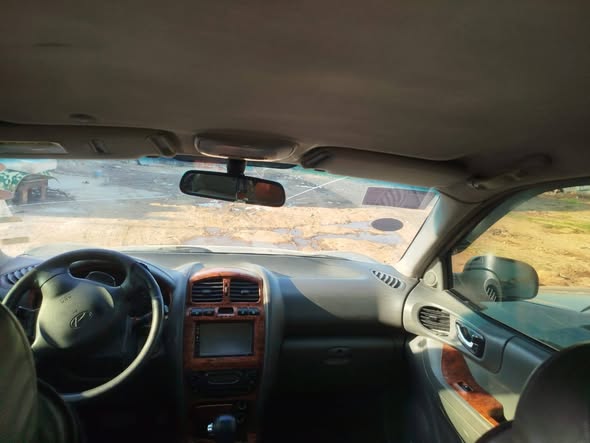 هيونداي سنتافي 2004 - صورة 5