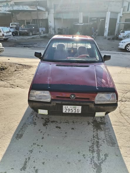 سكودا بيك أب 1995 - صورة 5