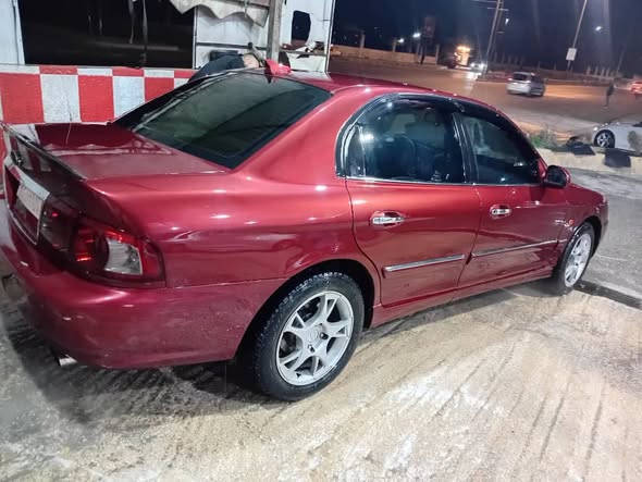 كيا اوبتما 2004 - صورة 4