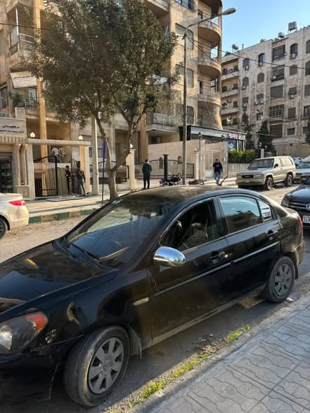 هيونداي فيرنا 2007 - صورة 4