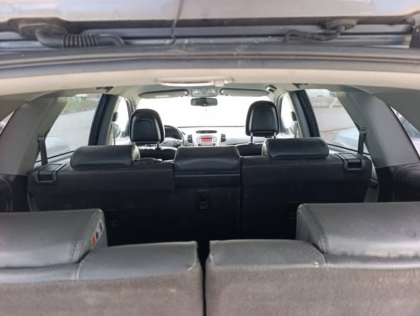 كيا سيرنتو 2013 - صورة 5