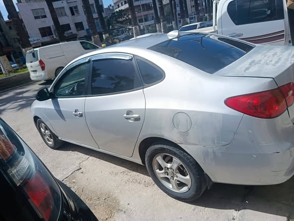 هونداي افانتي 2007 - صورة 3