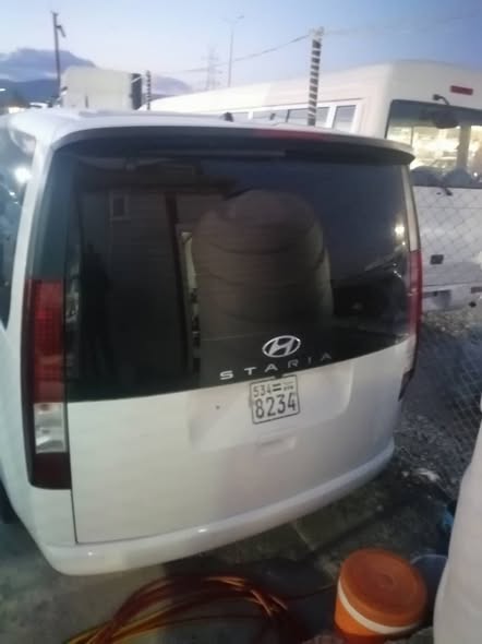 هيونداي ستاريا 2022 - صورة 2